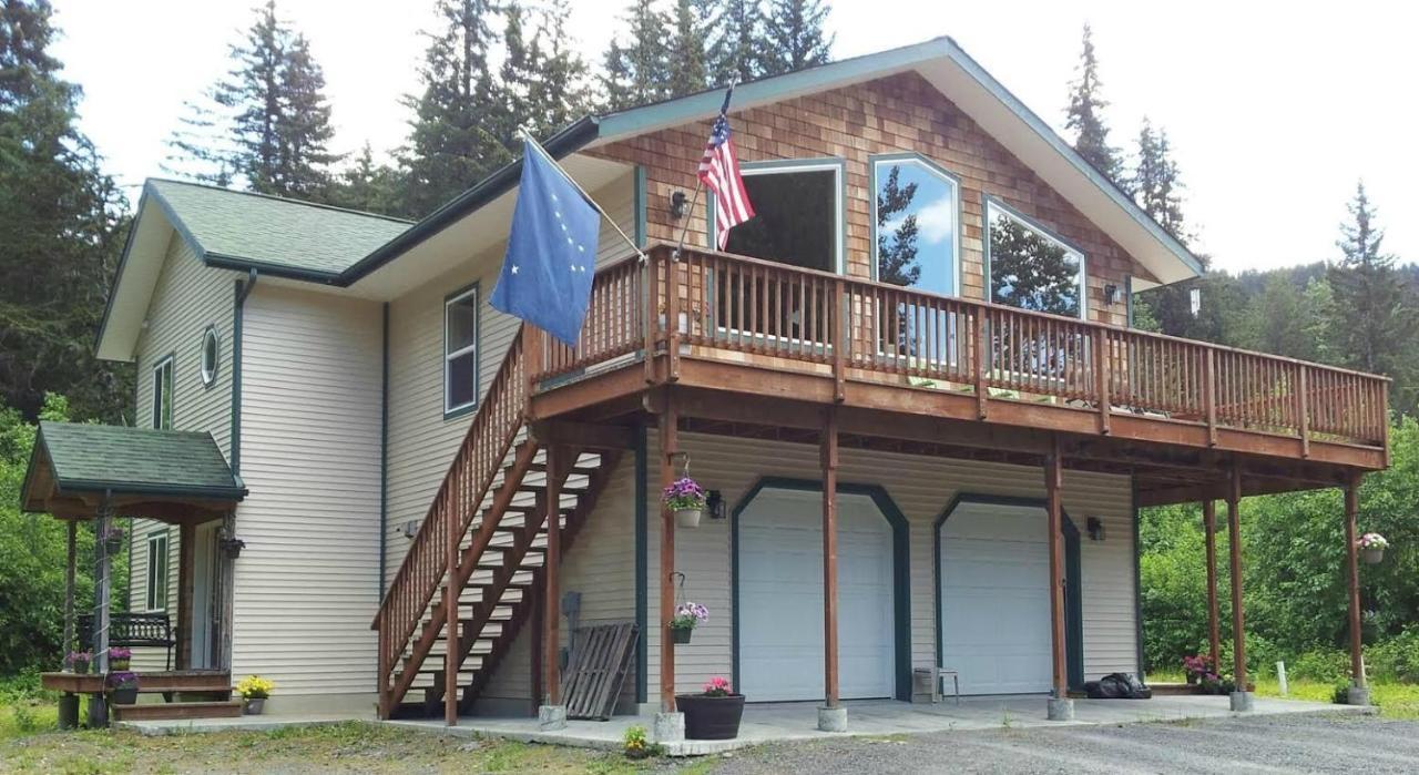 Glacier Creek Lodging スワード エクステリア 写真